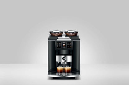 JURA GIGA 10 15478 Diamond Black Bean-to-Cup Coffee Machine