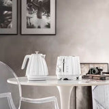 De'Longhi 1.7L Ballerina Kettle Laguna White